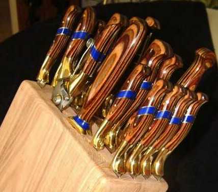 Applewood/lapis
17-piece set